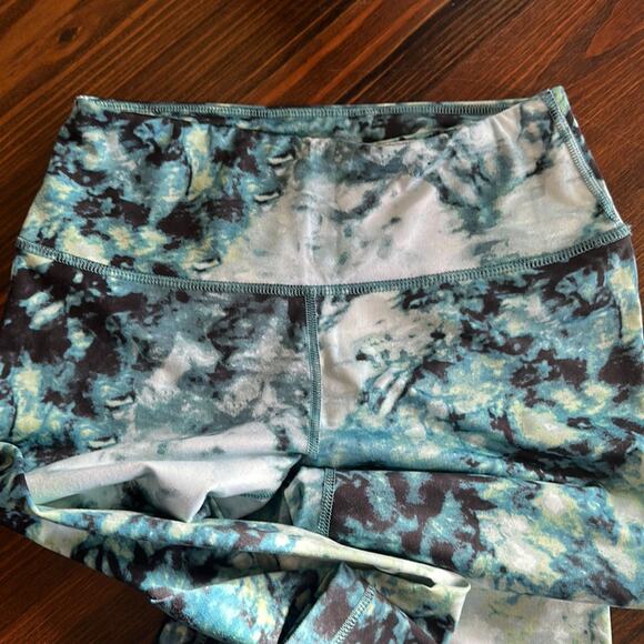 Zelos | Women's Green & Black Legging Capris | Size Small | 0596 - Picture 2 of 7